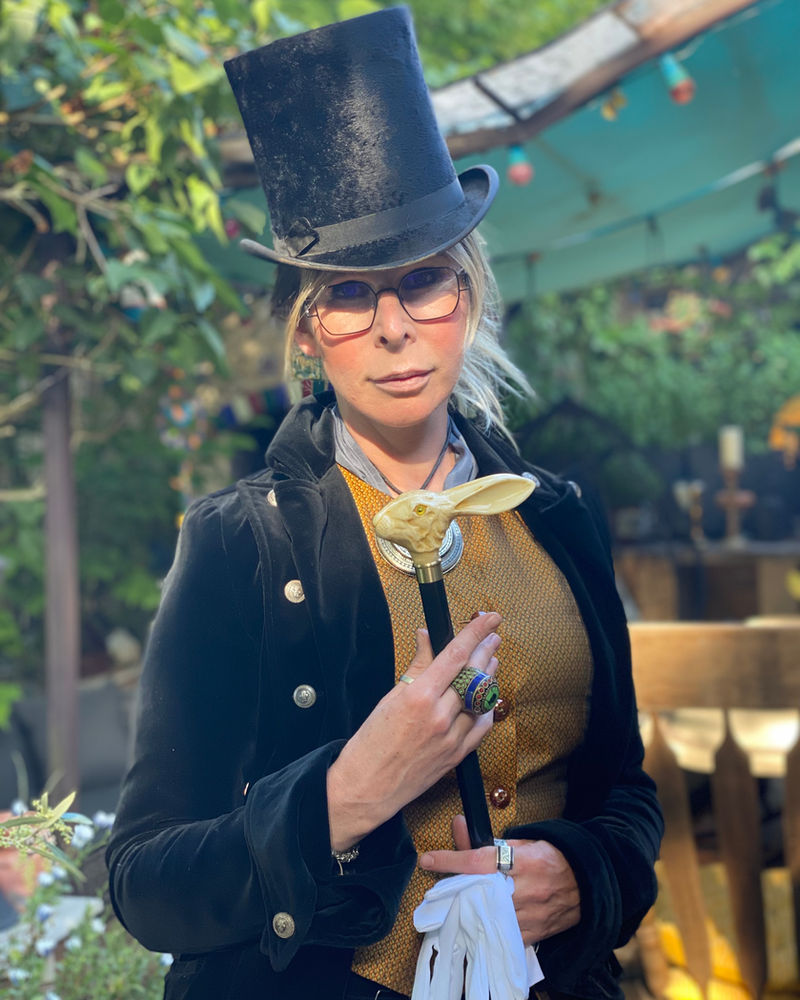 Anastasia Dorocheva, fondatrice et décoratrice de Wonderland21, chambre d'hôte enchantée près de Disneyland Paris